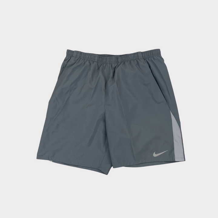 Nike Challenger Shorts - Grey/Silver